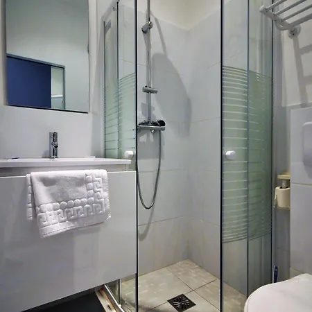 Carlone Hotel