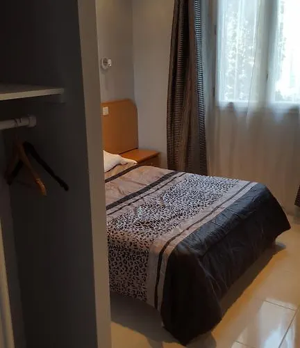 Carlone Szálloda 2*