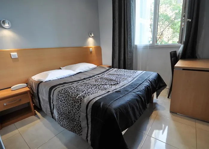 Szálloda Carlone 2*