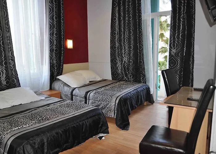 Hotel Carlone