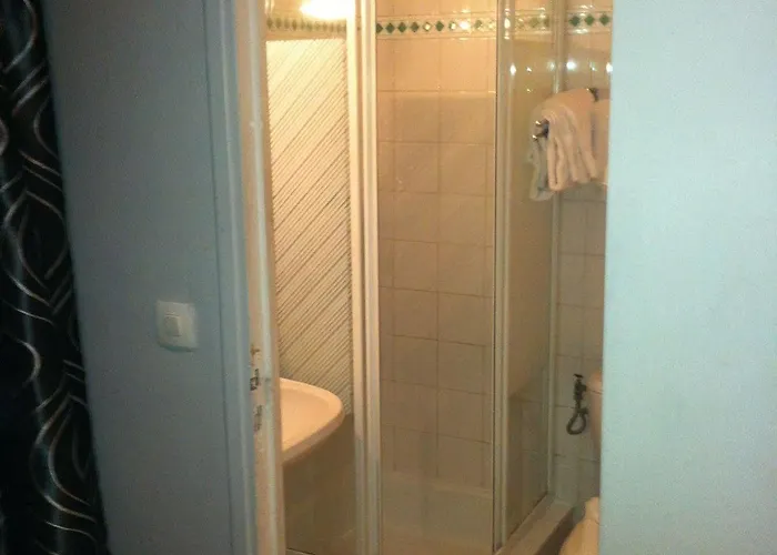 Carlone Szálloda 2*